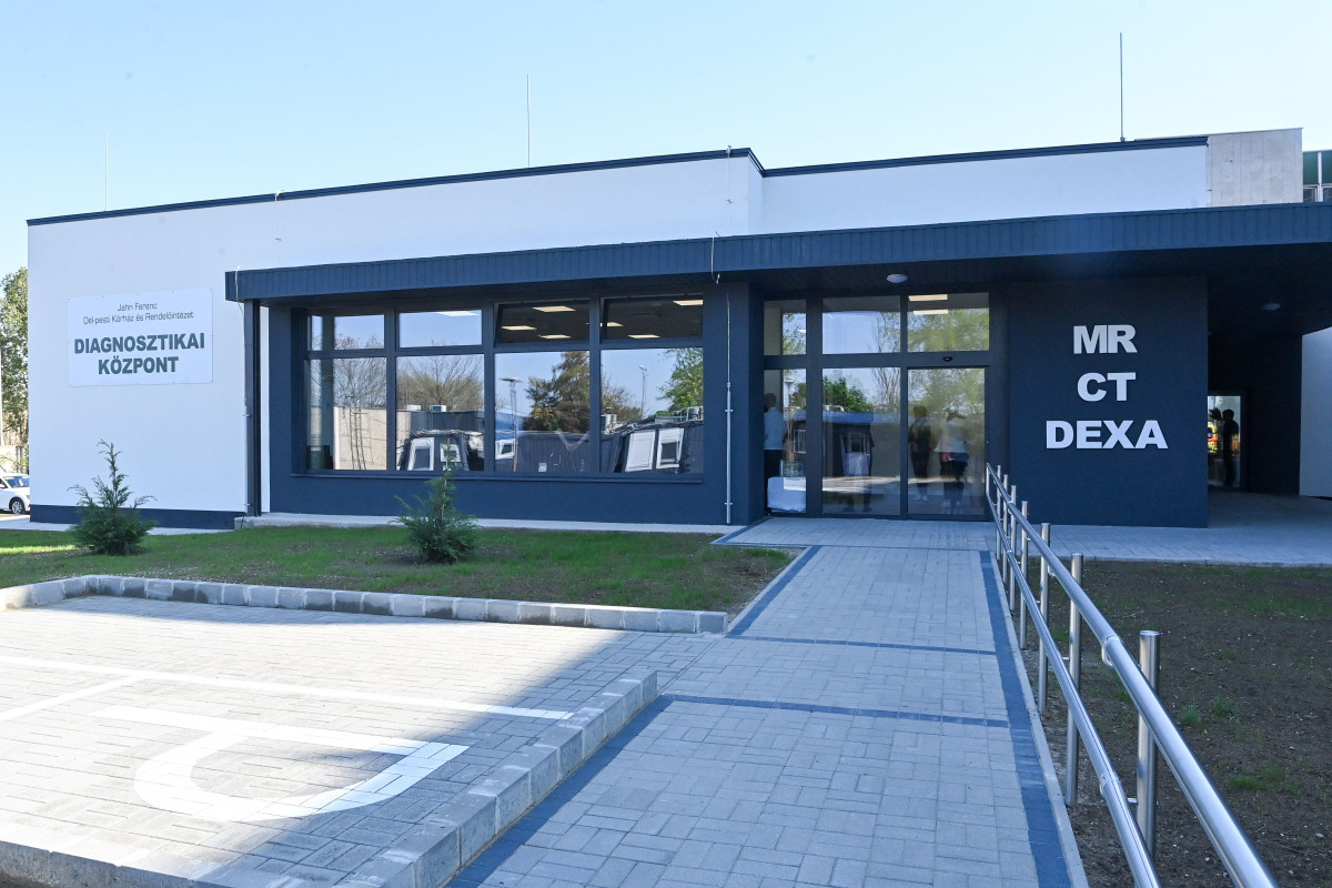 A Jahn Ferenc Dél-pesti Kórház és Rendelőintézet új diagnosztikai épülete az avatás napján 2022. április 29-én. MTI/Illyés Tibor