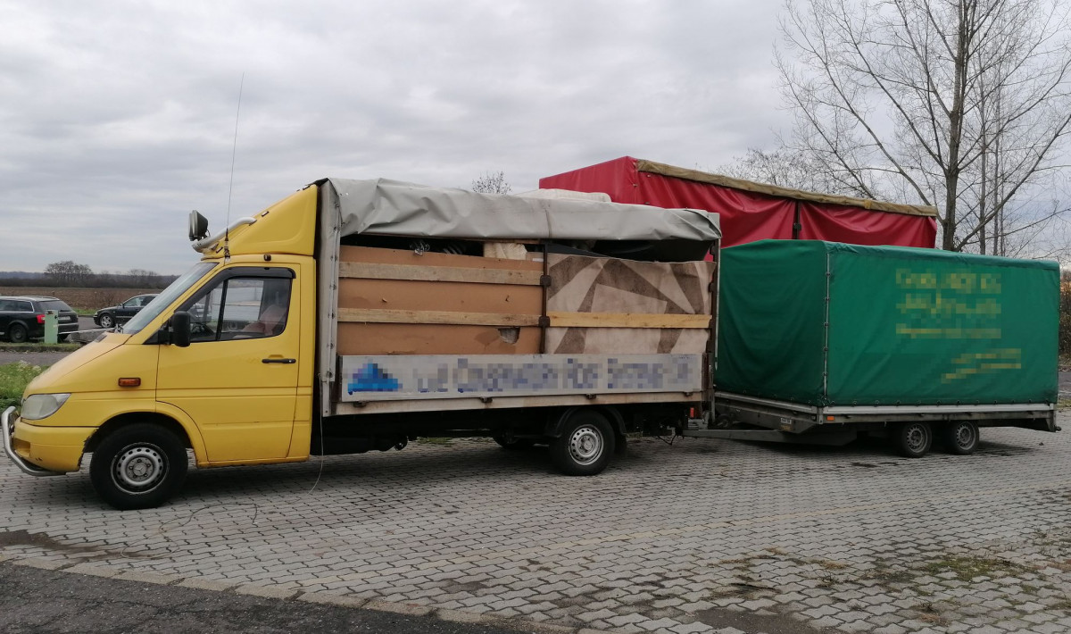 csengersimai határátkelőhely túlsúlyos szerelvény