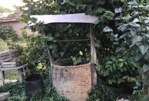 Kútba esett egy idős férfi Rakamazon