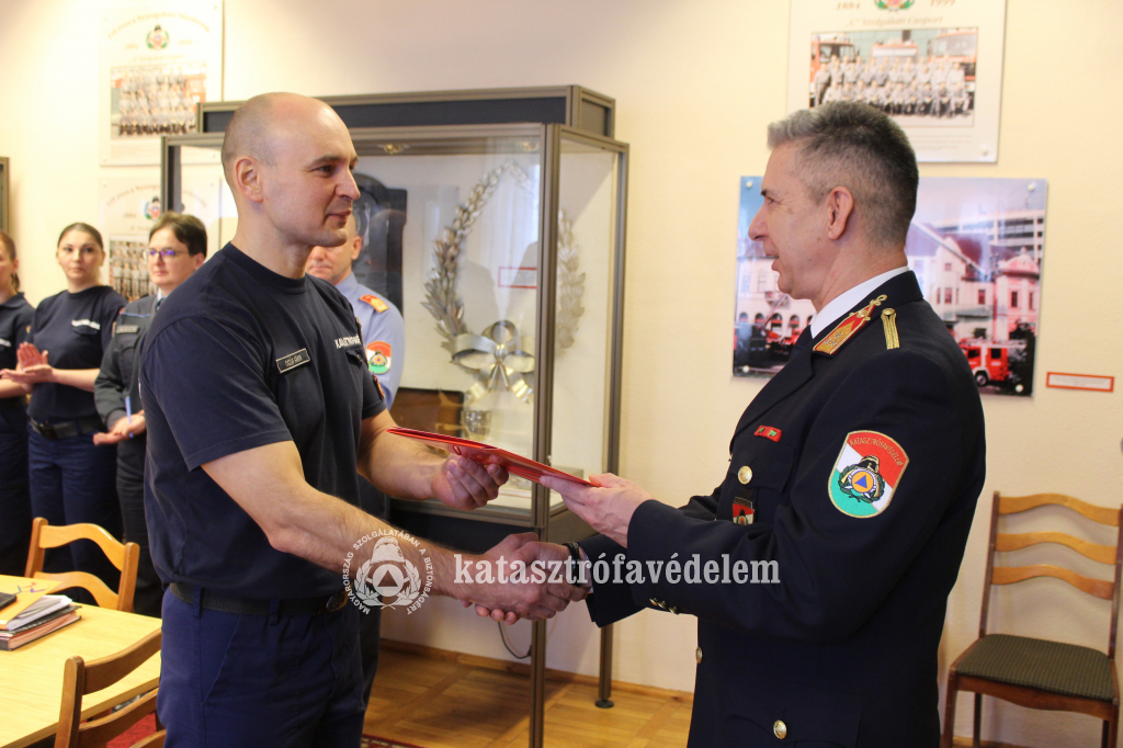 Szakmai évfordulójuk alkalmából köszöntötték a szabolcsi tűzoltókat