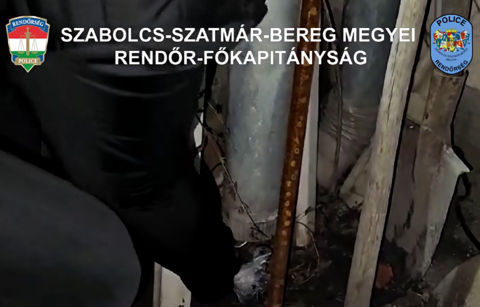 Ereszcsatornába rejtették a drogot Kemecsén